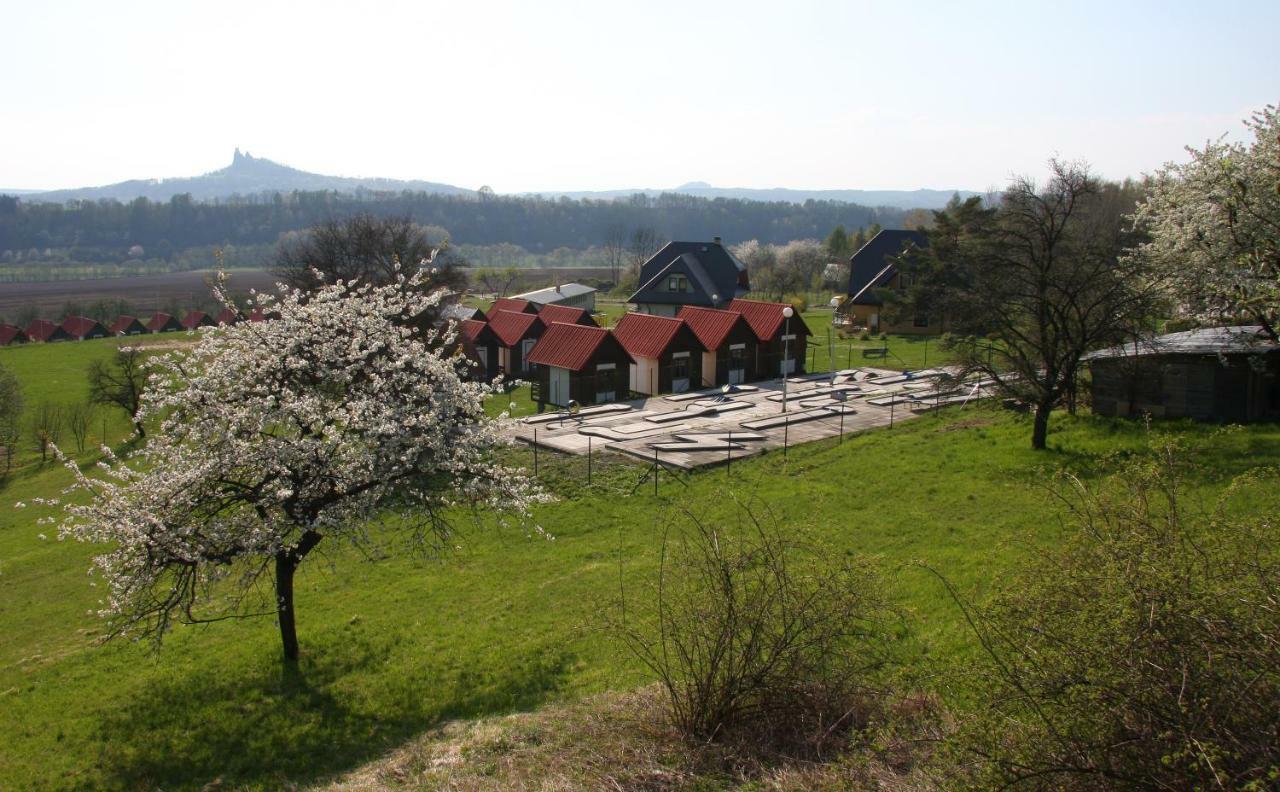 Hotel Camping v Ráji - Palda Rovensko pod Troskami Exterior foto